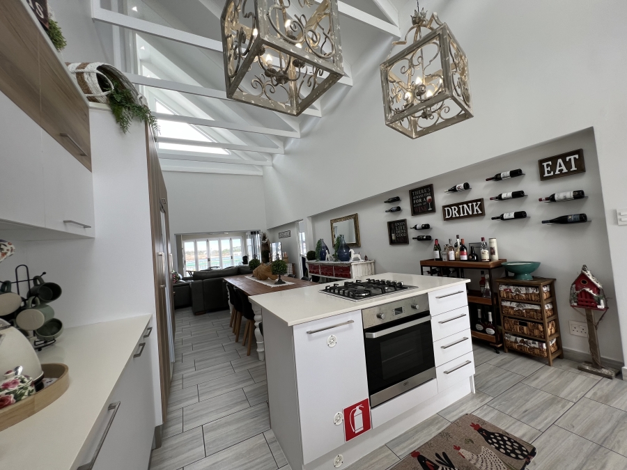 3 Bedroom Property for Sale in Marina Martinique Eastern Cape